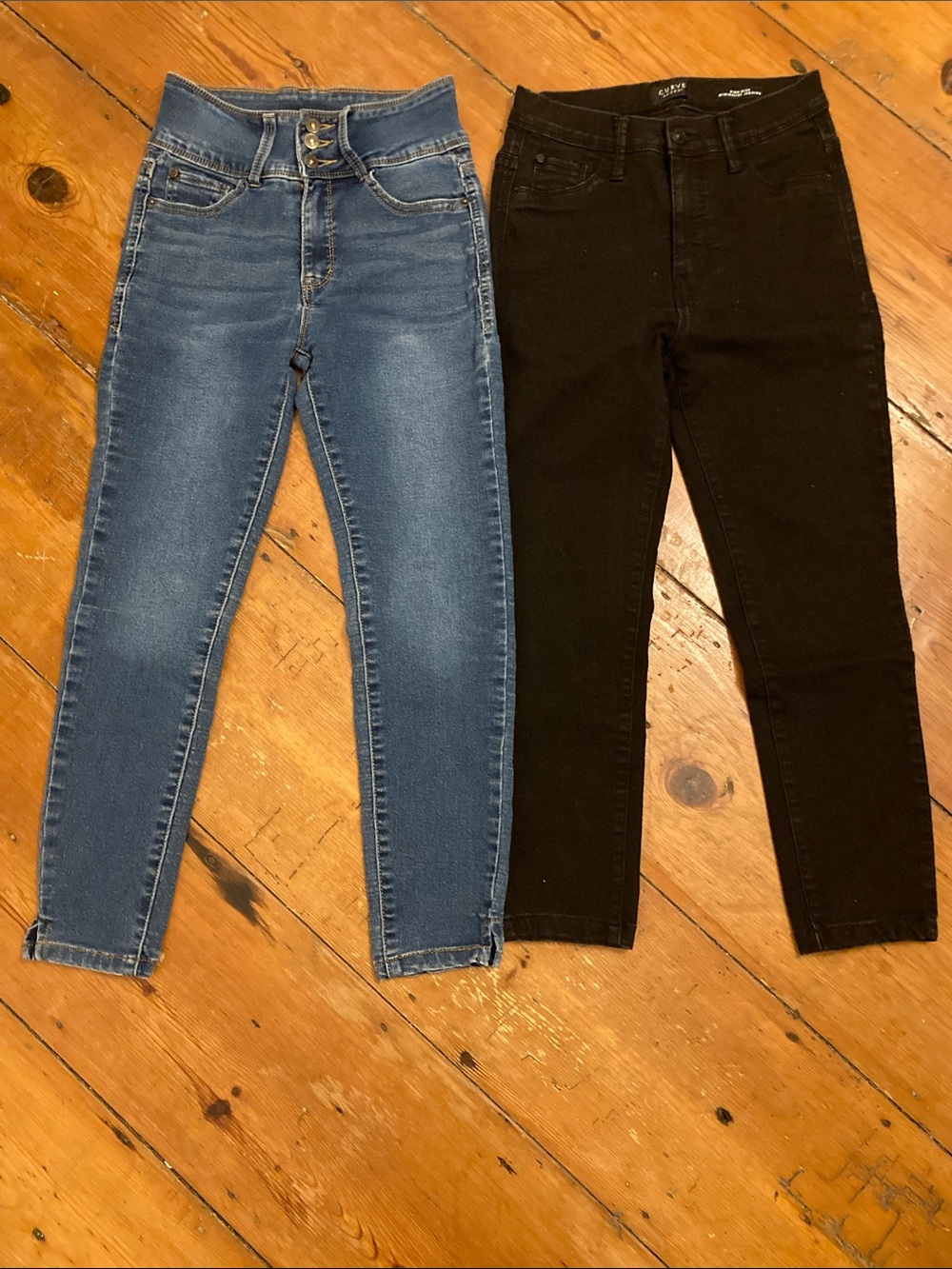 2 pairs of Jeans Curve Appeal Women’s High-Waist Blue Skinny Jeans Size:2/26